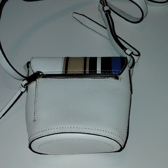 Calvin Klein Mini Shoulder Bag – White with Multicolor Stripes, Gold Logo Clasp - Picture 2 of 6